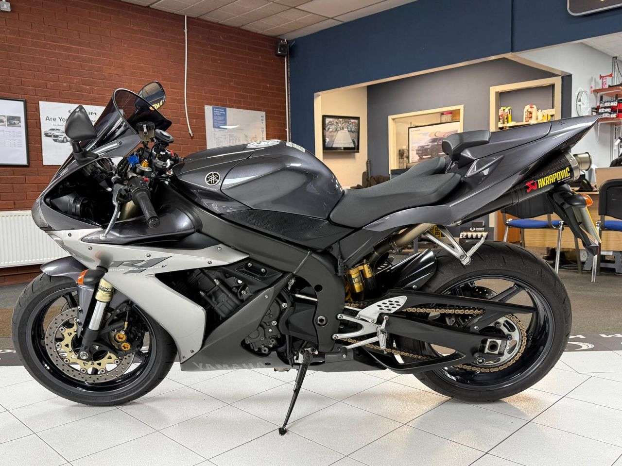 A 2004 YAMAHA R1 1000 Super Sports Petrol Manual FULL HISTORY OHLINS AND AKRAPOVIC A 2004 YAMAHA R1 1000 Super Sports Petrol Manual FULL HISTORY OHLINS AND AKRAPOVIC