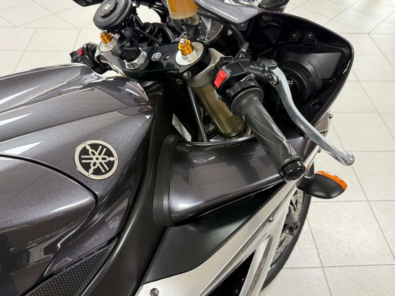 2004 YAMAHA R1 2004 YAMAHA R1