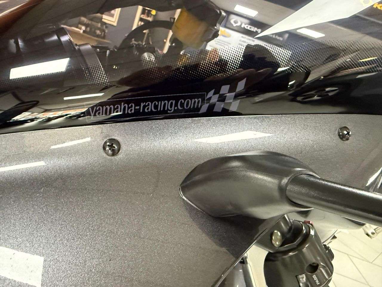 2004 YAMAHA R1 2004 YAMAHA R1