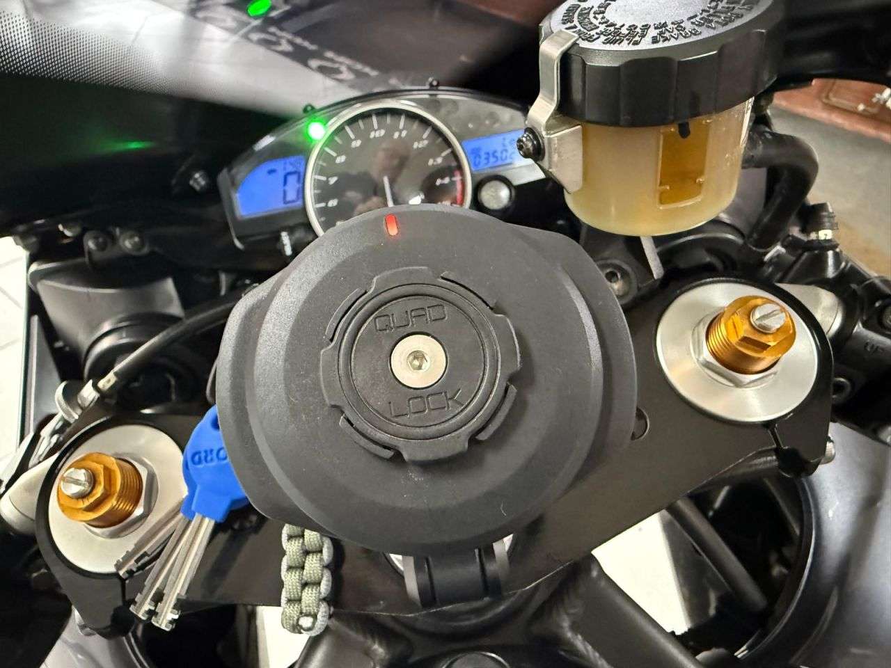 2004 YAMAHA R1 2004 YAMAHA R1