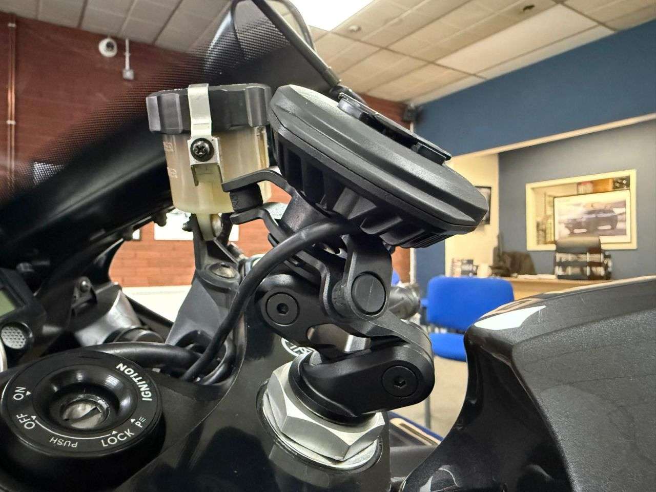 2004 YAMAHA R1 2004 YAMAHA R1