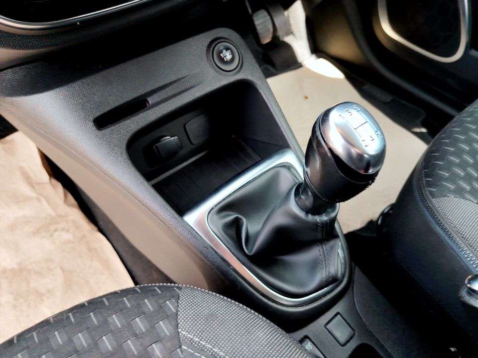 2017 RENAULT CAPTUR 2017 RENAULT CAPTUR