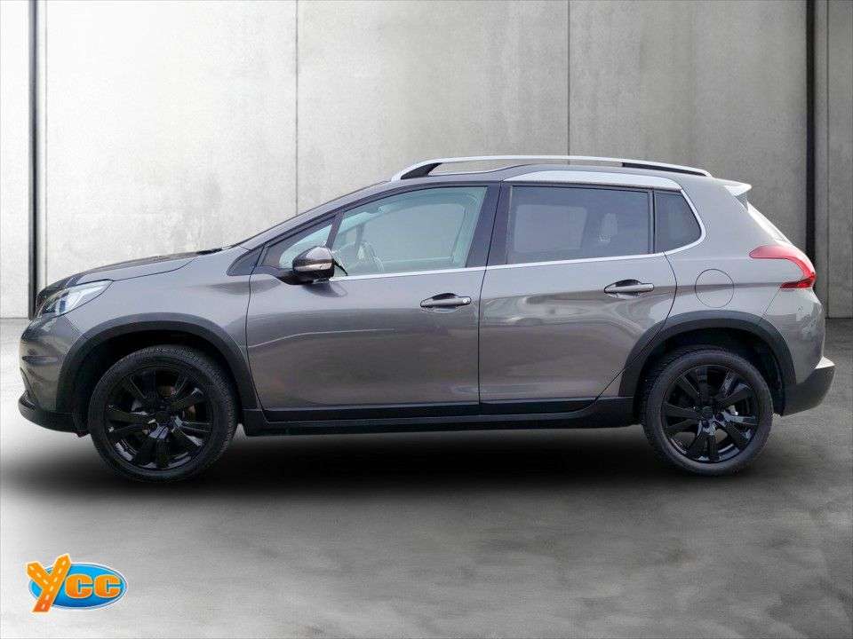 A 2017 PEUGEOT 2008 1.6 BlueHDi Allure SUV 5dr Diesel Manual Euro 6 (100 ps) 8 STAMP FULL DEALE A 2017 PEUGEOT 2008 1.6 BlueHDi Allure SUV 5dr Diesel Manual Euro 6 (100 ps) 8 STAMP FULL DEALE
