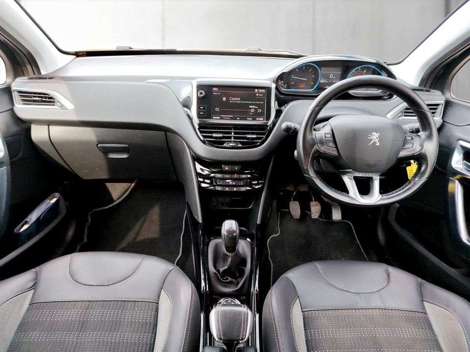 2017 PEUGEOT 2008 2017 PEUGEOT 2008