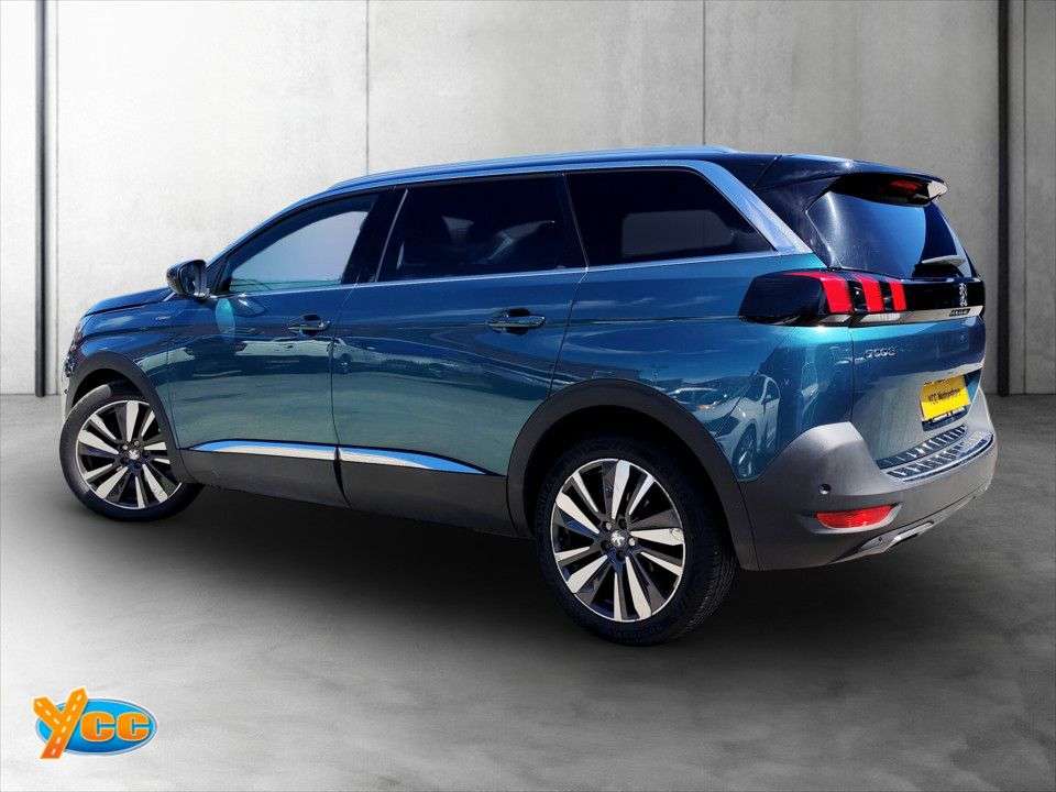 2019 PEUGEOT 5008 2019 PEUGEOT 5008