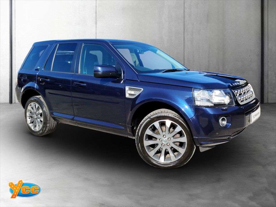 A 2014 LAND ROVER FREELANDER 2 2.2 SD4 HSE Lux SUV 5dr Diesel CommandShift 4WD Euro 5 (190 ps) 12 STAMP FU A 2014 LAND ROVER FREELANDER 2 2.2 SD4 HSE Lux SUV 5dr Diesel CommandShift 4WD Euro 5 (190 ps) 12 STAMP FU