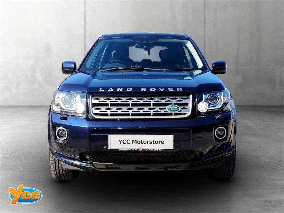 A 2014 LAND ROVER FREELANDER 2 2.2 SD4 HSE Lux SUV 5dr Diesel CommandShift 4WD Euro 5 (190 ps) 12 STAMP FU A 2014 LAND ROVER FREELANDER 2 2.2 SD4 HSE Lux SUV 5dr Diesel CommandShift 4WD Euro 5 (190 ps) 12 STAMP FU