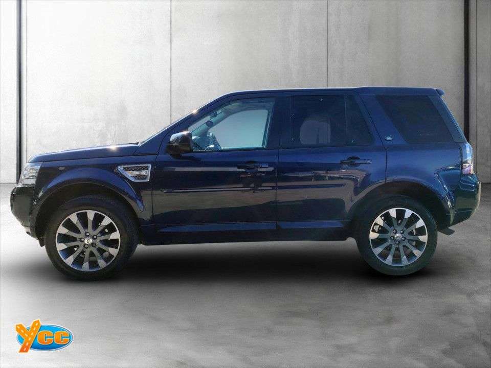 A 2014 LAND ROVER FREELANDER 2 2.2 SD4 HSE Lux SUV 5dr Diesel CommandShift 4WD Euro 5 (190 ps) 12 STAMP FU A 2014 LAND ROVER FREELANDER 2 2.2 SD4 HSE Lux SUV 5dr Diesel CommandShift 4WD Euro 5 (190 ps) 12 STAMP FU