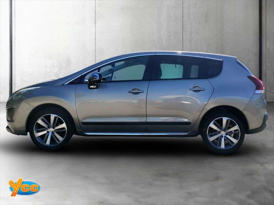 A 2017 PEUGEOT 3008 1.6 BlueHDi Allure SUV 5dr Diesel EAT Euro 6 (s/s) (120 ps) 9 STAMP FULL DE A 2017 PEUGEOT 3008 1.6 BlueHDi Allure SUV 5dr Diesel EAT Euro 6 (s/s) (120 ps) 9 STAMP FULL DE