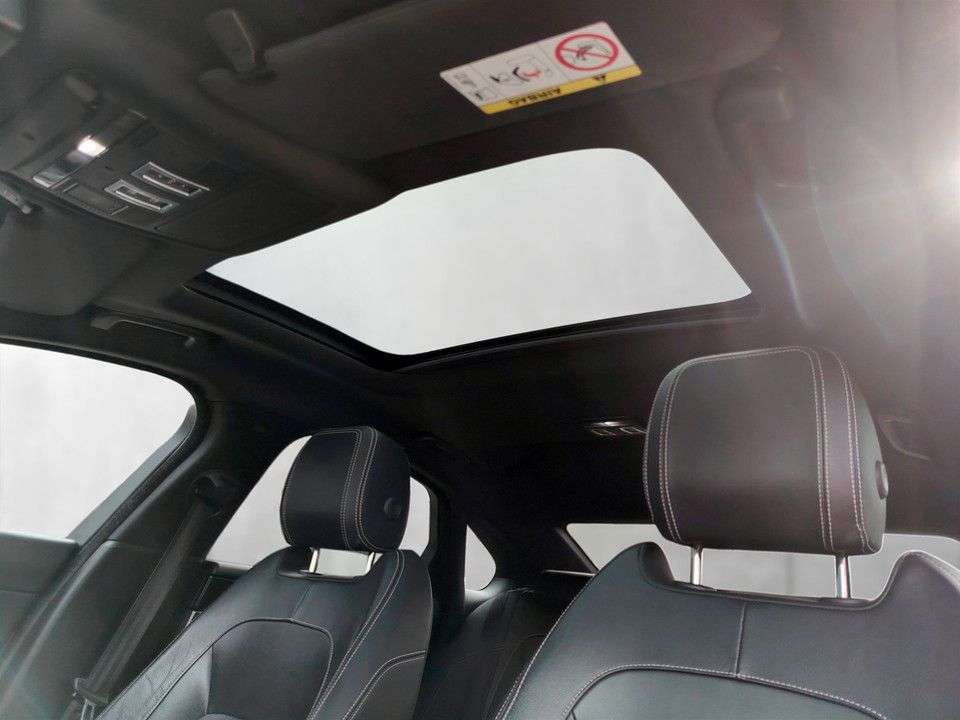 2018 JAGUAR XF 2018 JAGUAR XF
