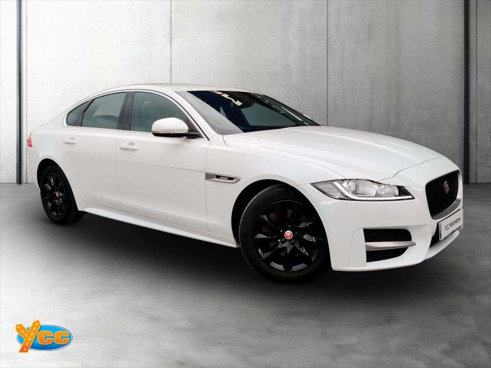 A 2018 JAGUAR XF 2.0d R-Sport Saloon 4dr Diesel Auto Euro 6 (s/s) (163 ps) 7 STAMP COMPREHEN A 2018 JAGUAR XF 2.0d R-Sport Saloon 4dr Diesel Auto Euro 6 (s/s) (163 ps) 7 STAMP COMPREHEN
