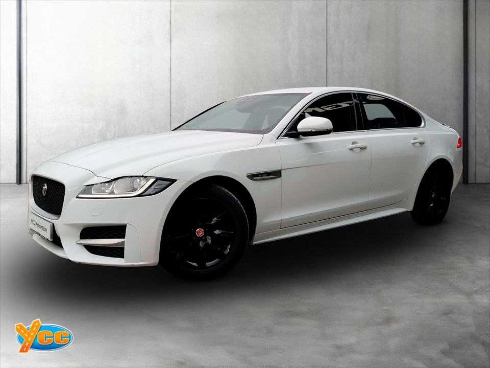 A 2018 JAGUAR XF 2.0d R-Sport Saloon 4dr Diesel Auto Euro 6 (s/s) (163 ps) 7 STAMP COMPREHEN A 2018 JAGUAR XF 2.0d R-Sport Saloon 4dr Diesel Auto Euro 6 (s/s) (163 ps) 7 STAMP COMPREHEN