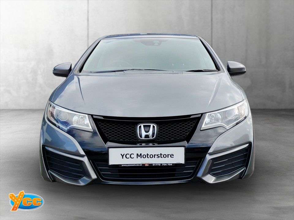 A 2015 HONDA CIVIC 1.8 i-VTEC S Hatchback 5dr Petrol Manual Euro 6 (s/s) (142 ps) 10 STAMP FUL A 2015 HONDA CIVIC 1.8 i-VTEC S Hatchback 5dr Petrol Manual Euro 6 (s/s) (142 ps) 10 STAMP FUL
