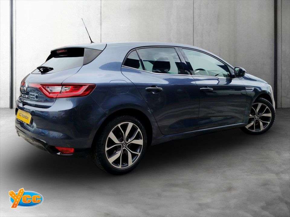 2017 RENAULT MEGANE 2017 RENAULT MEGANE