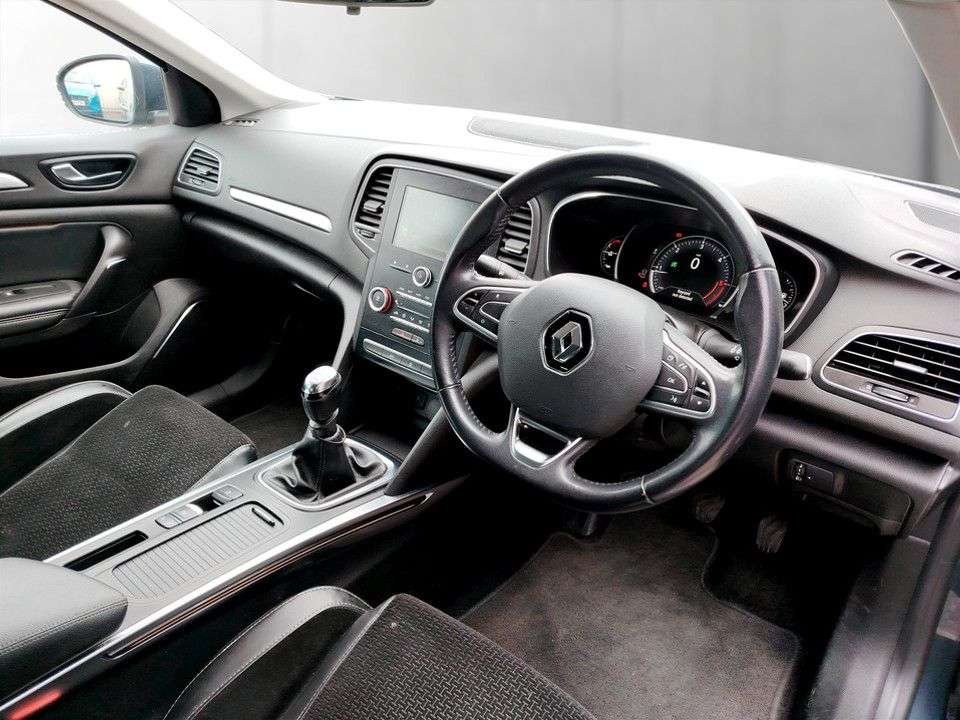 2017 RENAULT MEGANE 2017 RENAULT MEGANE