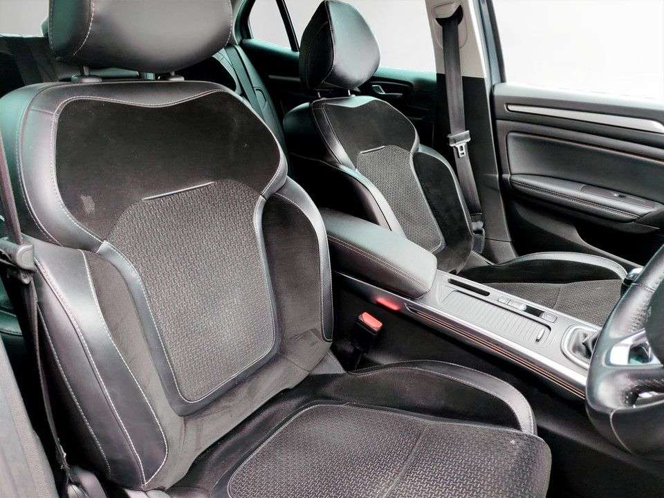 2017 RENAULT MEGANE 2017 RENAULT MEGANE