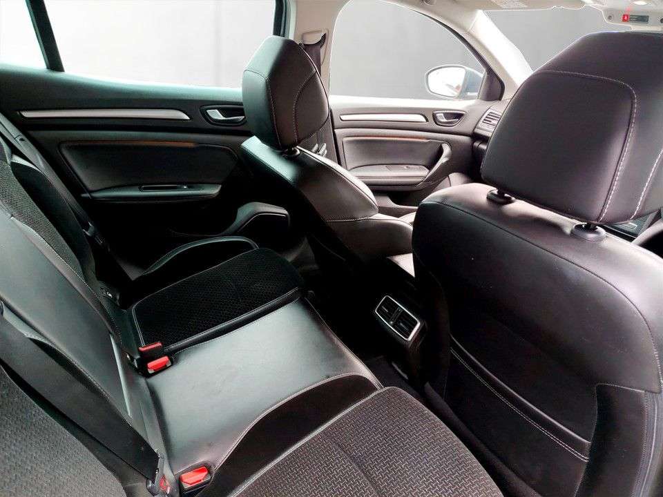 2017 RENAULT MEGANE 2017 RENAULT MEGANE