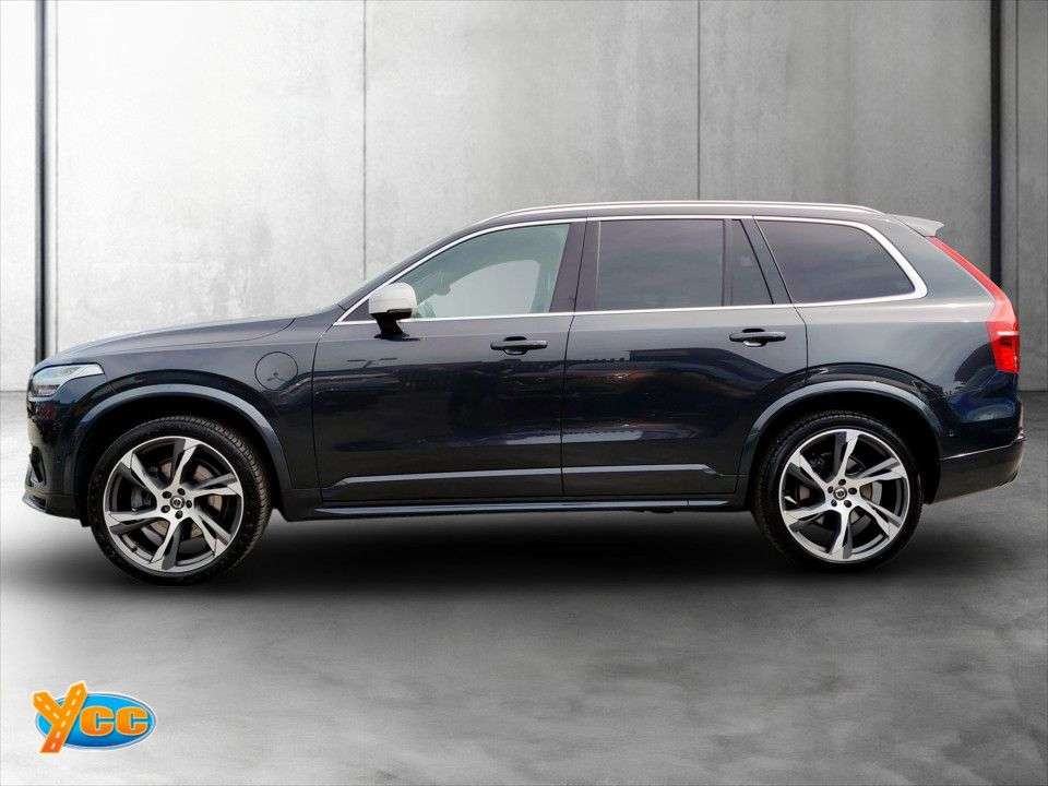 A 2018 VOLVO XC90 2.0h T8 Twin Engine 10.4kWh R-Design Pro SUV 5dr Petrol Plug-in Hybrid Auto A 2018 VOLVO XC90 2.0h T8 Twin Engine 10.4kWh R-Design Pro SUV 5dr Petrol Plug-in Hybrid Auto