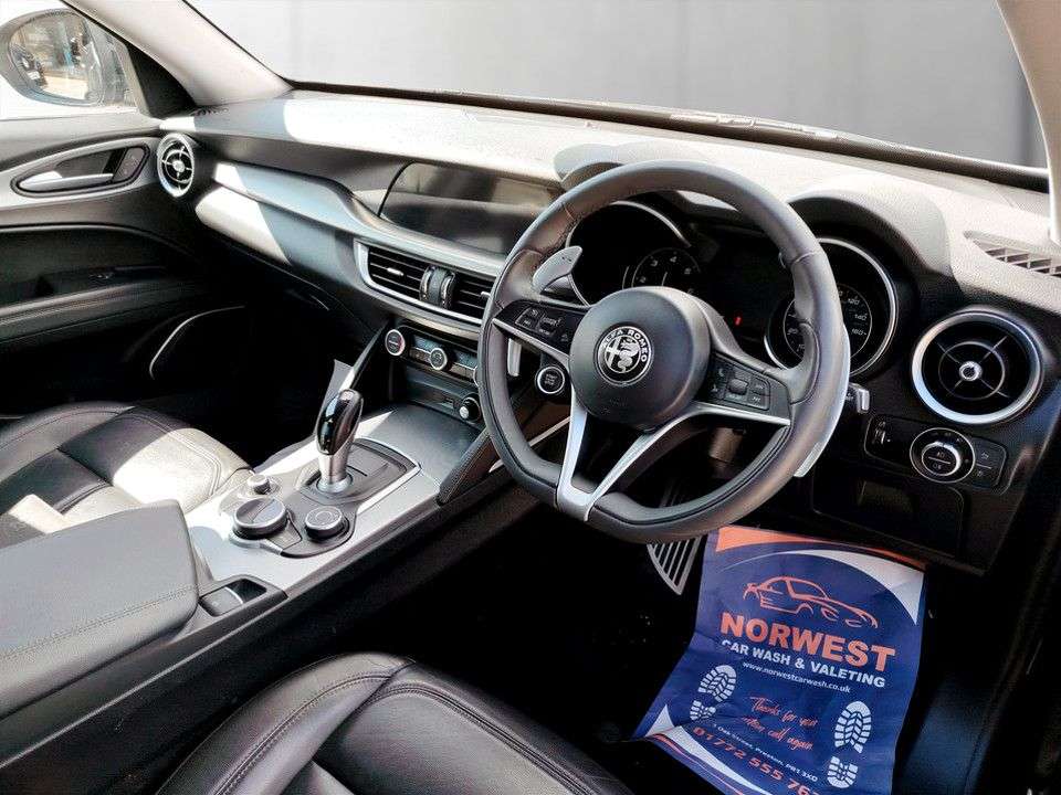 2019 ALFA ROMEO STELVIO 2019 ALFA ROMEO STELVIO