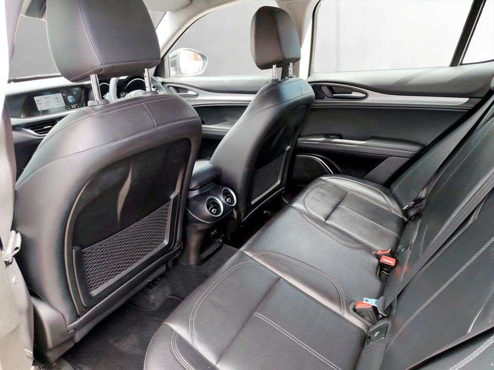 2019 ALFA ROMEO STELVIO 2019 ALFA ROMEO STELVIO