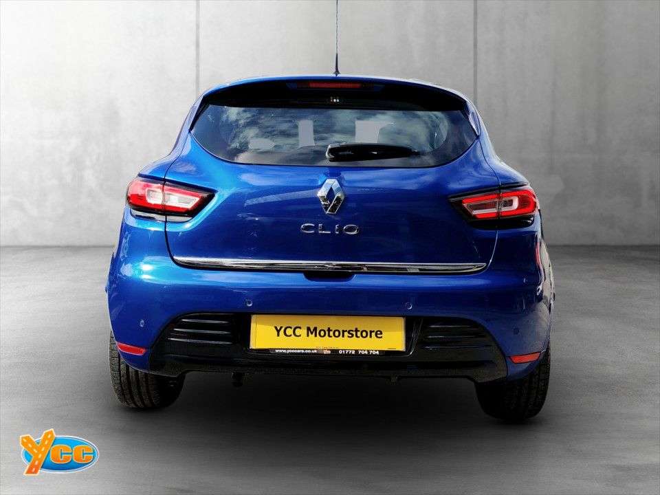 2017 RENAULT CLIO 2017 RENAULT CLIO