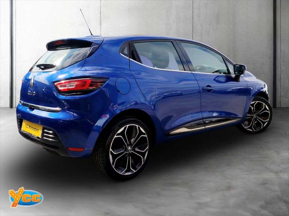 2017 RENAULT CLIO 2017 RENAULT CLIO