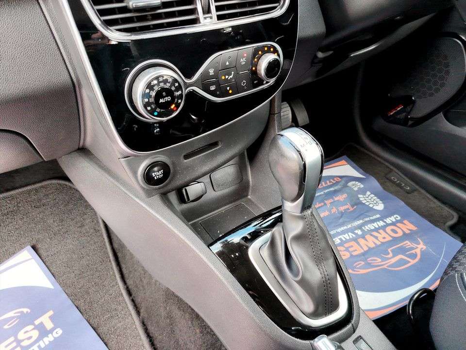 2017 RENAULT CLIO 2017 RENAULT CLIO