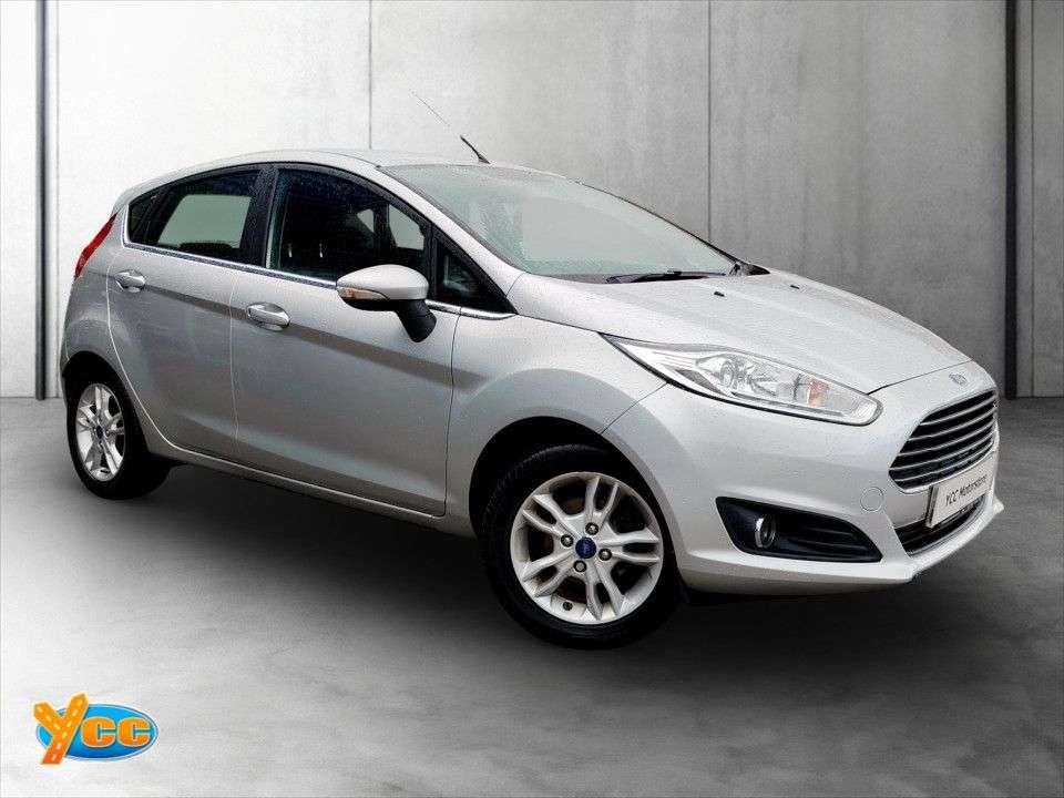A 2017 FORD FIESTA 1.0T EcoBoost Zetec Hatchback 5dr Petrol Manual Euro 6 (s/s) (100 ps) JUST A 2017 FORD FIESTA 1.0T EcoBoost Zetec Hatchback 5dr Petrol Manual Euro 6 (s/s) (100 ps) JUST