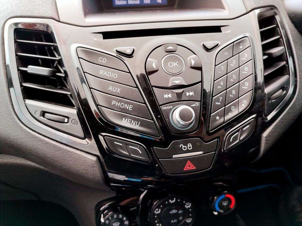 2017 FORD FIESTA 2017 FORD FIESTA