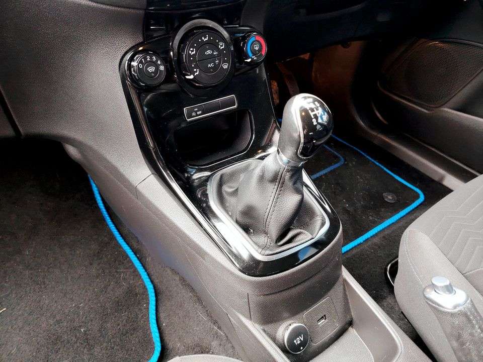 2017 FORD FIESTA 2017 FORD FIESTA