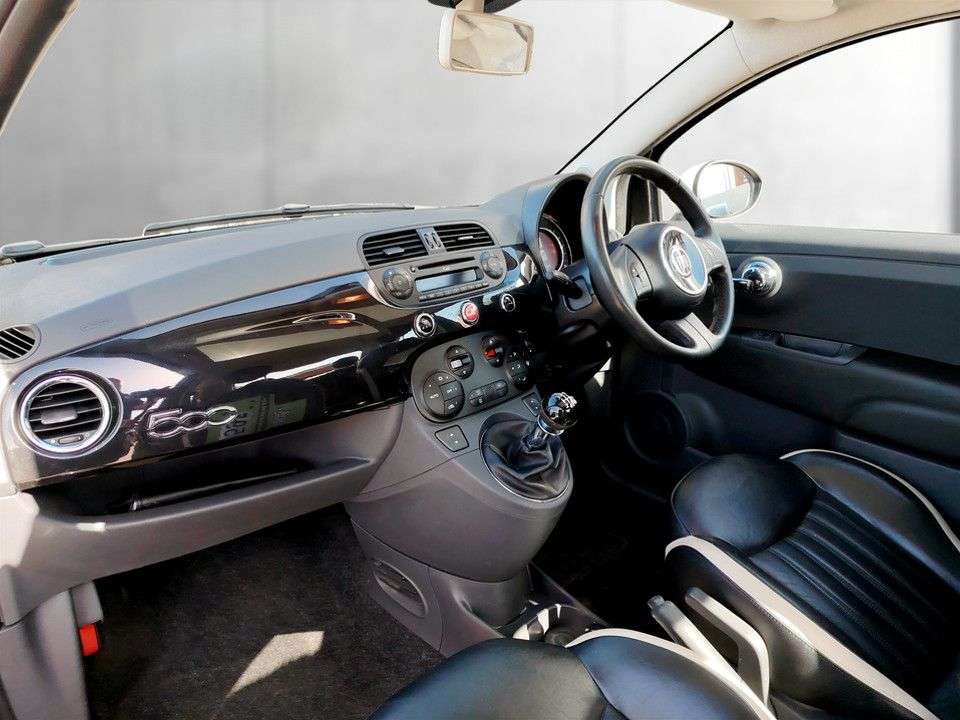 2015 FIAT 500 2015 FIAT 500