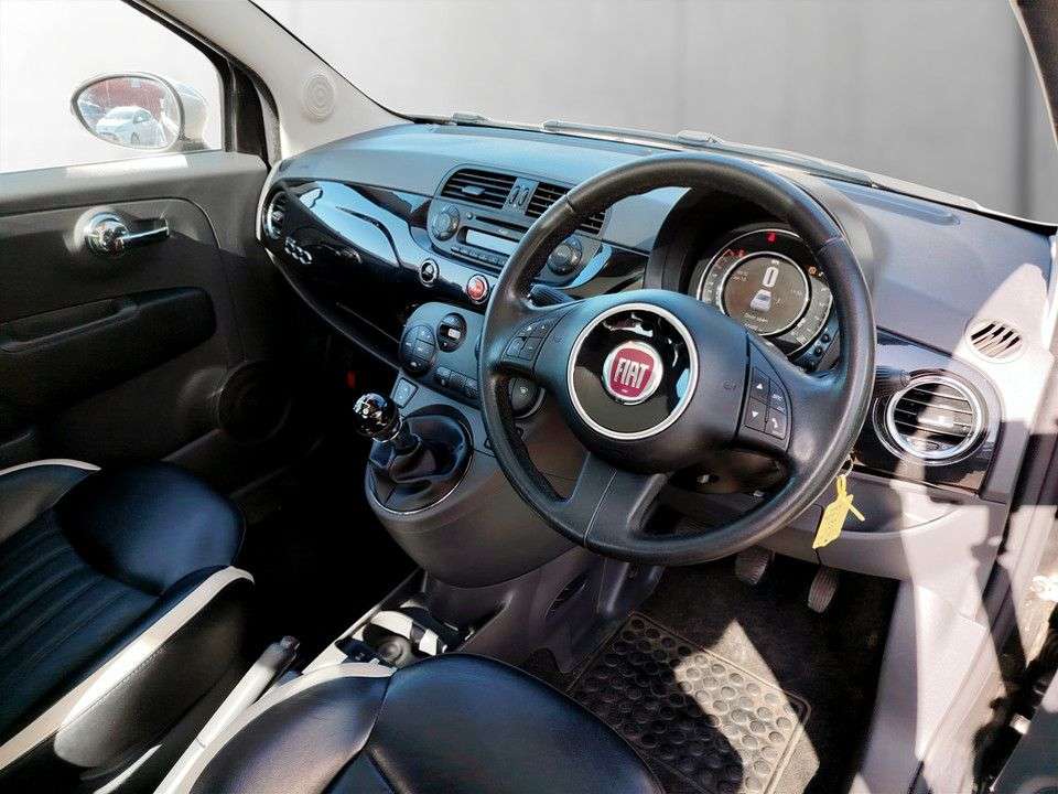 2015 FIAT 500 2015 FIAT 500