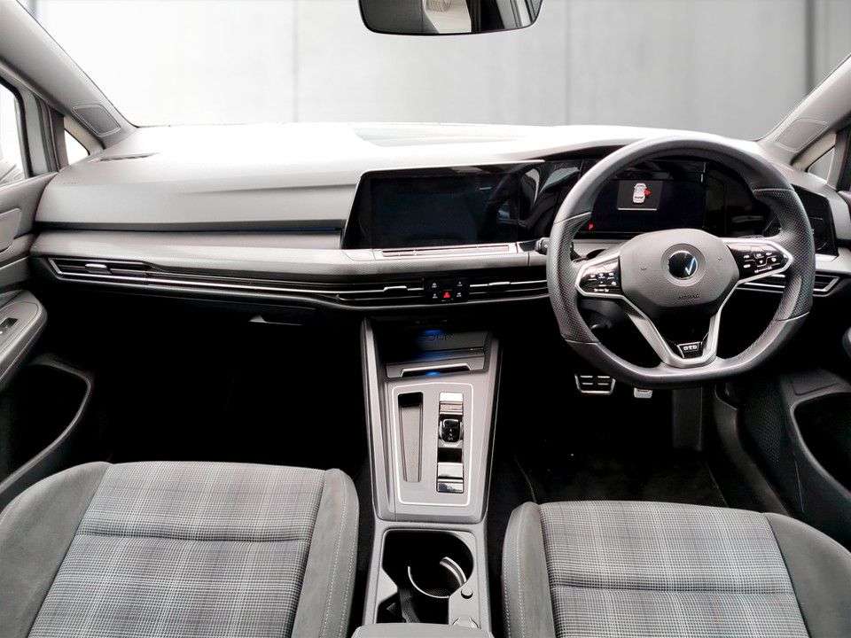 2021 VOLKSWAGEN GOLF 2021 VOLKSWAGEN GOLF