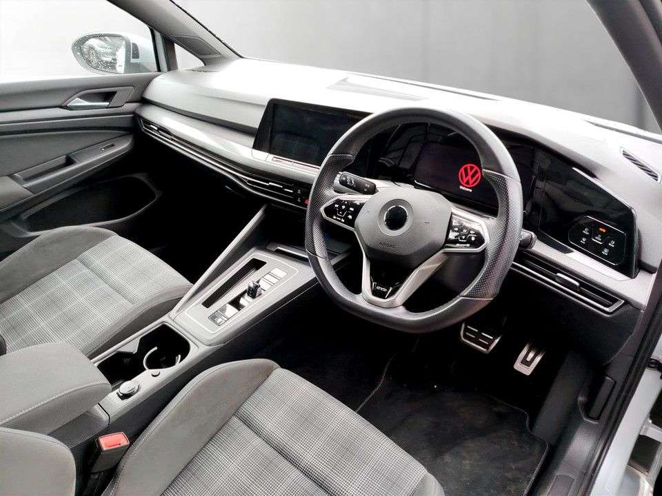 2021 VOLKSWAGEN GOLF 2021 VOLKSWAGEN GOLF