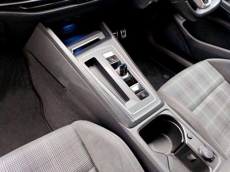 2021 VOLKSWAGEN GOLF 2021 VOLKSWAGEN GOLF