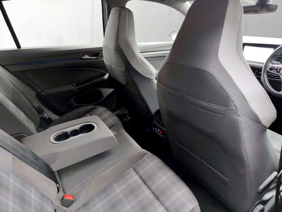 2021 VOLKSWAGEN GOLF 2021 VOLKSWAGEN GOLF