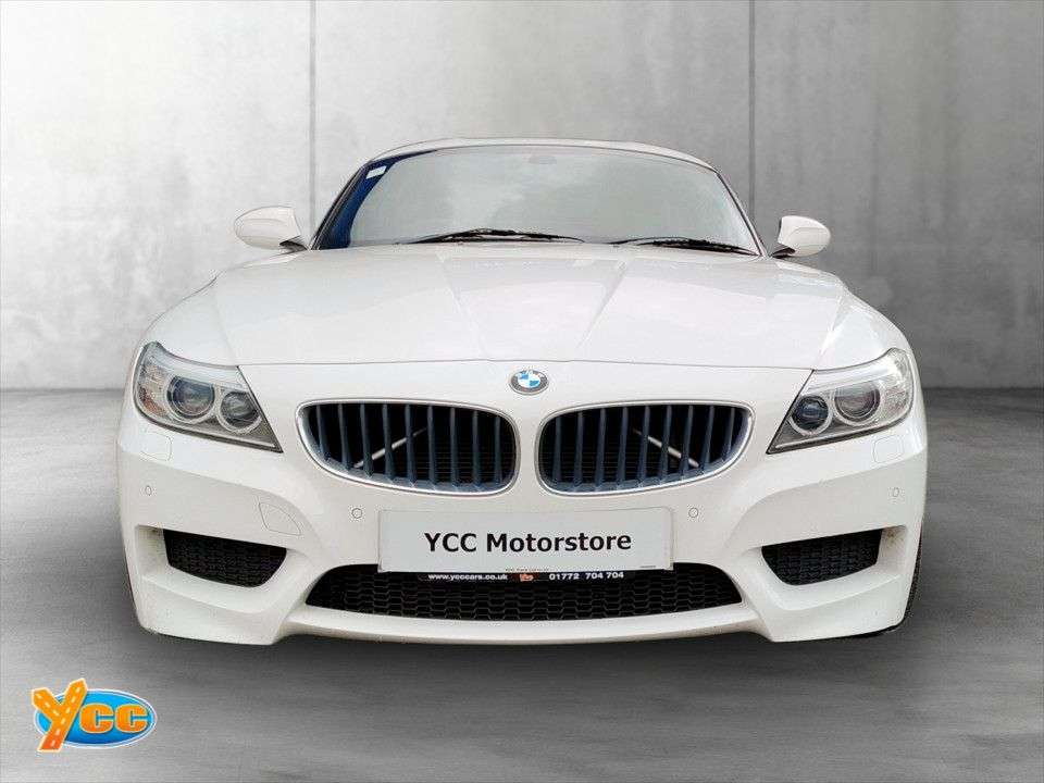 A 2014 BMW Z4 2.0 18i M Sport Convertible 2dr Petrol Manual sDrive Euro 6 (s/s) (156 ps) A 2014 BMW Z4 2.0 18i M Sport Convertible 2dr Petrol Manual sDrive Euro 6 (s/s) (156 ps)