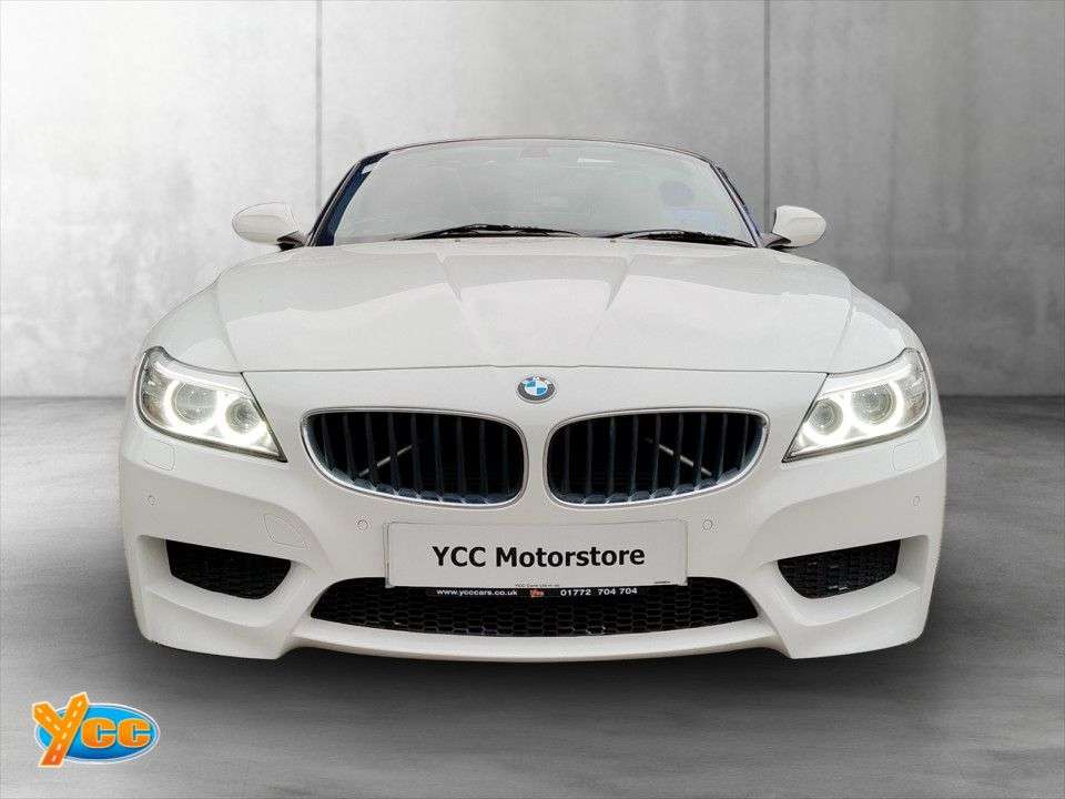 A 2014 BMW Z4 2.0 18i M Sport Convertible 2dr Petrol Manual sDrive Euro 6 (s/s) (156 ps) A 2014 BMW Z4 2.0 18i M Sport Convertible 2dr Petrol Manual sDrive Euro 6 (s/s) (156 ps)