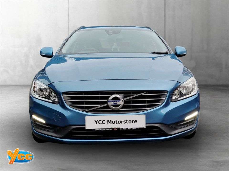 A 2013 VOLVO V60 2.0 D3 SE Estate 5dr Diesel Manual Euro 5 (s/s) (136 ps) JUST ARRIVED CALL A 2013 VOLVO V60 2.0 D3 SE Estate 5dr Diesel Manual Euro 5 (s/s) (136 ps) JUST ARRIVED CALL