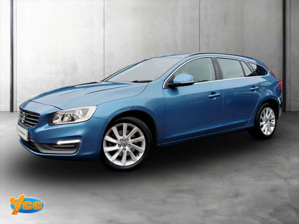 A 2013 VOLVO V60 2.0 D3 SE Estate 5dr Diesel Manual Euro 5 (s/s) (136 ps) JUST ARRIVED CALL A 2013 VOLVO V60 2.0 D3 SE Estate 5dr Diesel Manual Euro 5 (s/s) (136 ps) JUST ARRIVED CALL