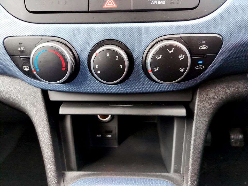 2015 HYUNDAI I10 2015 HYUNDAI I10