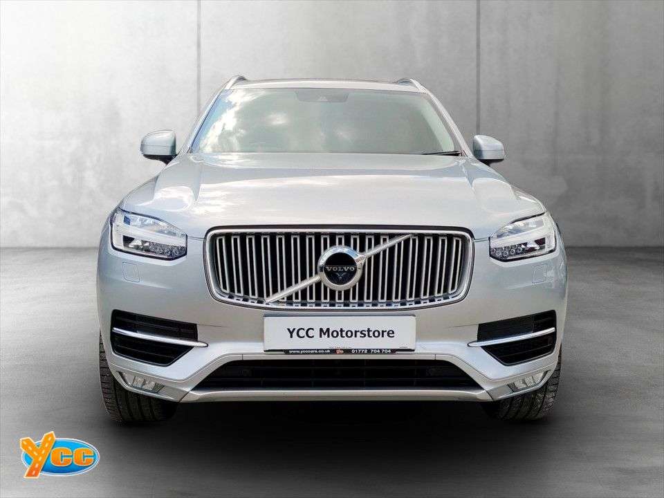 A 2017 VOLVO XC90 2.0 D5 PowerPulse Inscription Pro SUV 5dr Diesel Auto 4WD Euro 6 (s/s) (235 A 2017 VOLVO XC90 2.0 D5 PowerPulse Inscription Pro SUV 5dr Diesel Auto 4WD Euro 6 (s/s) (235