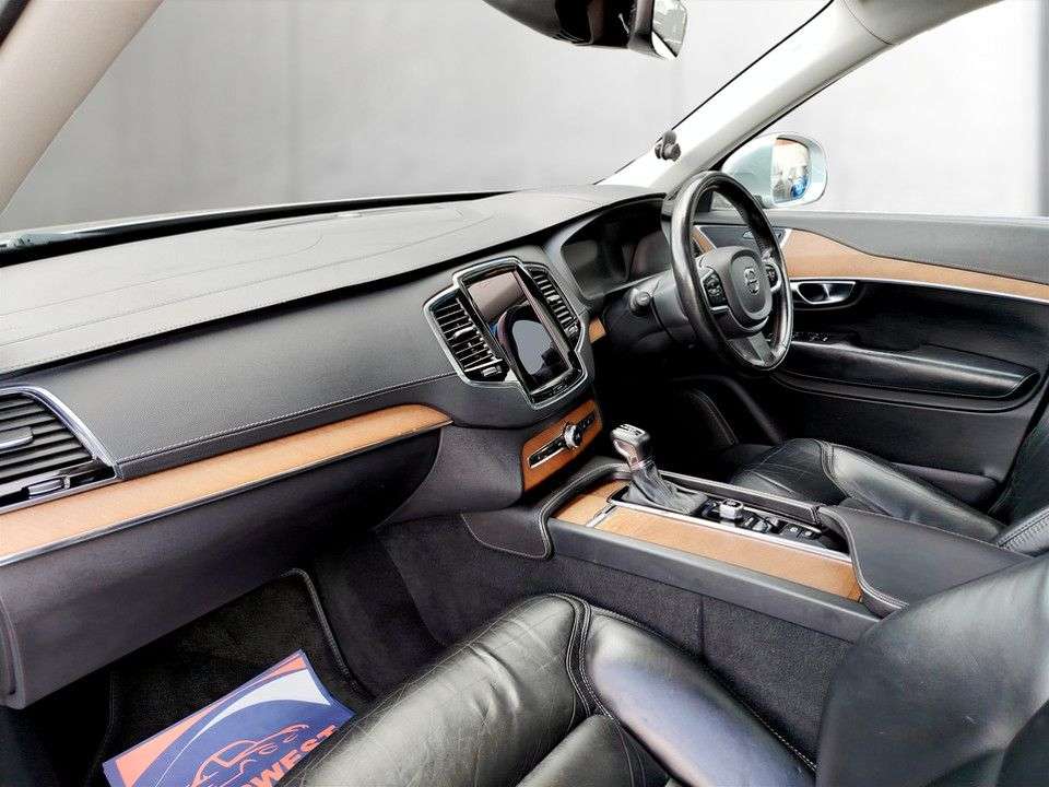 2017 VOLVO XC90 2017 VOLVO XC90