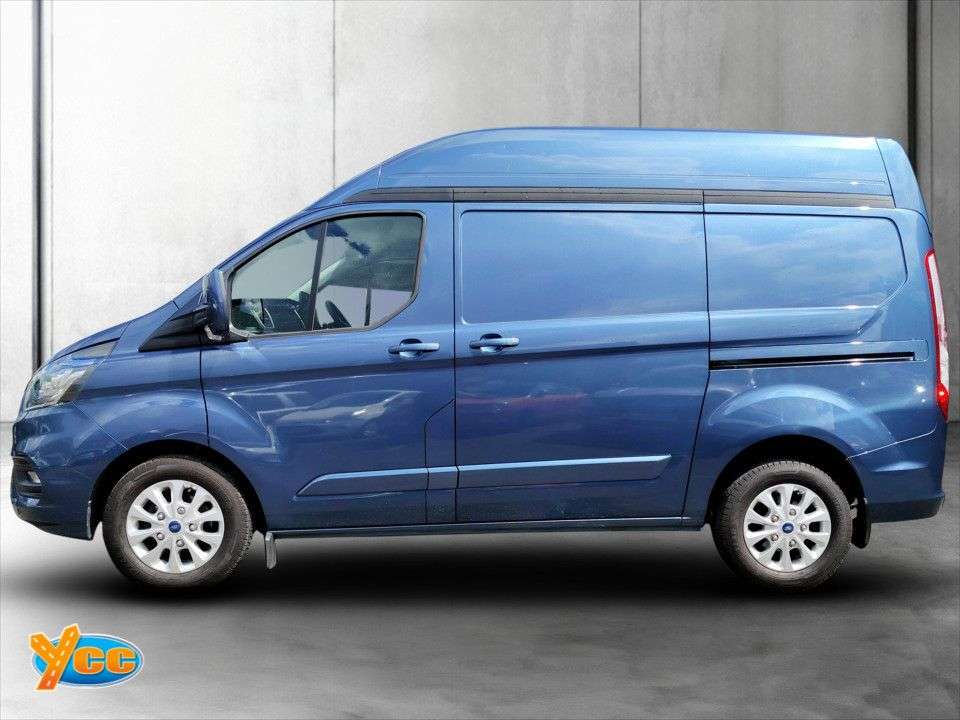 A 2022 FORD TRANSIT CUSTOM 2.0 300 EcoBlue Limited Panel Van 5dr Diesel Auto L1 H2 Euro 6 (130 ps) FUL A 2022 FORD TRANSIT CUSTOM 2.0 300 EcoBlue Limited Panel Van 5dr Diesel Auto L1 H2 Euro 6 (130 ps) FUL