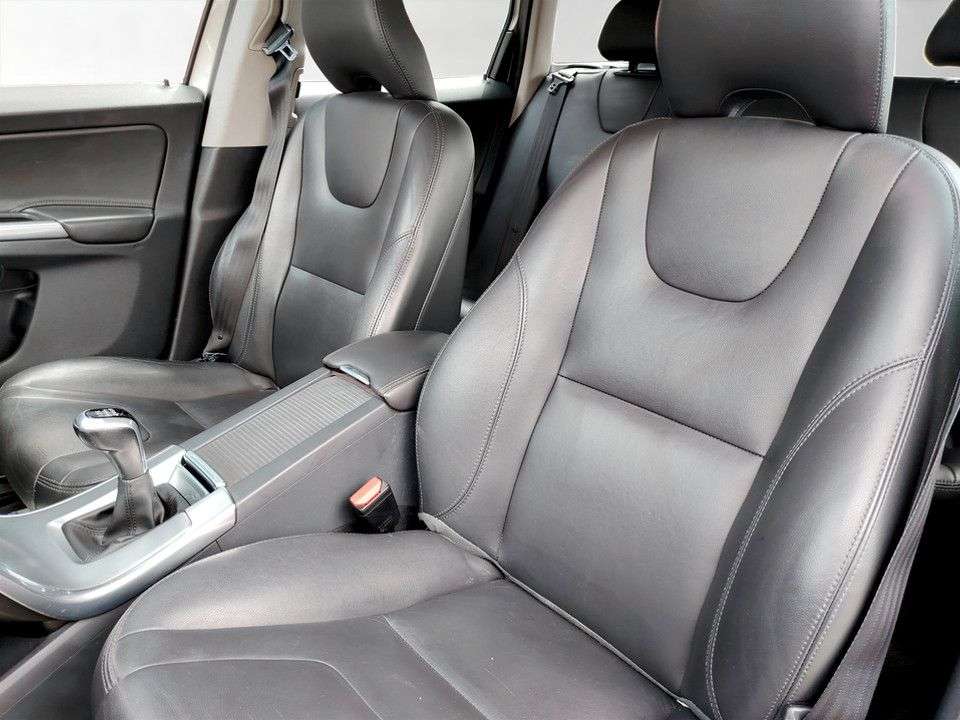 2016 VOLVO XC60 2016 VOLVO XC60