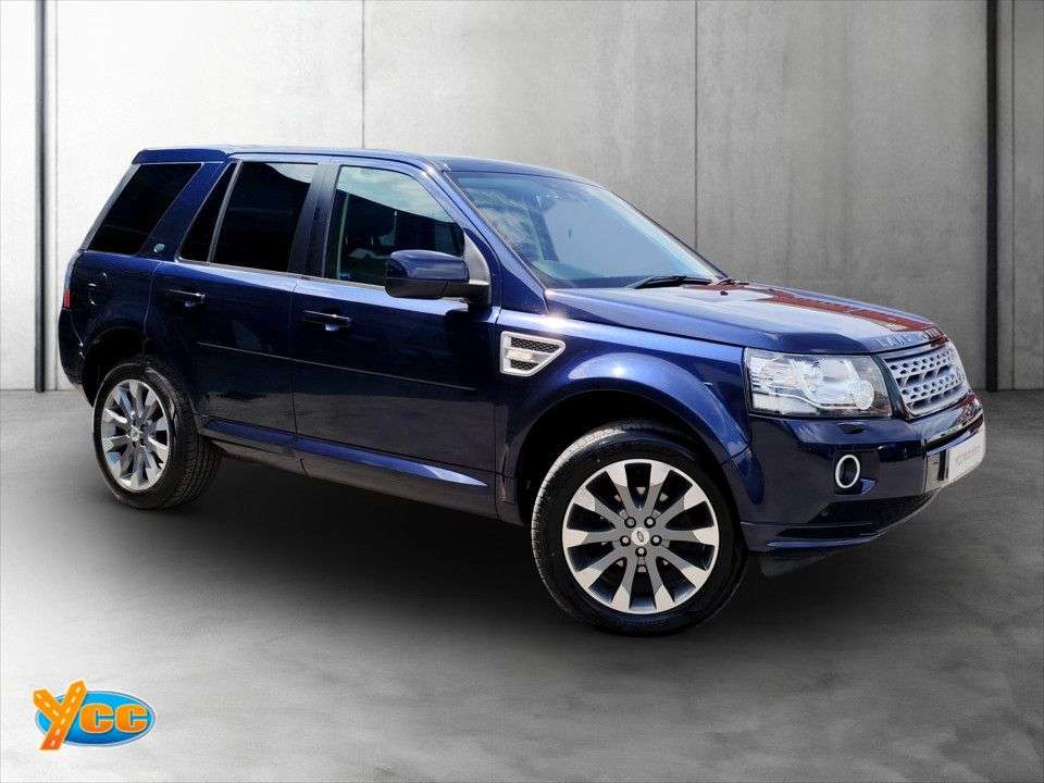 A 2014 LAND ROVER FREELANDER 2 2.2 SD4 HSE Lux SUV 5dr Diesel CommandShift 4WD Euro 5 (190 ps) 12 STAMP FU A 2014 LAND ROVER FREELANDER 2 2.2 SD4 HSE Lux SUV 5dr Diesel CommandShift 4WD Euro 5 (190 ps) 12 STAMP FU