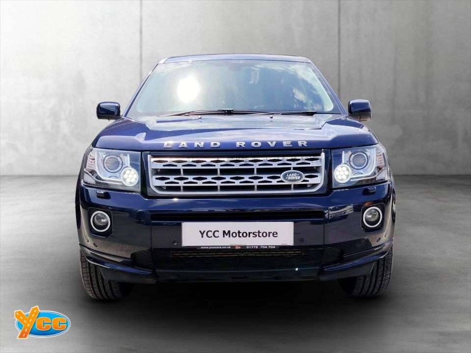 A 2014 LAND ROVER FREELANDER 2 2.2 SD4 HSE Lux SUV 5dr Diesel CommandShift 4WD Euro 5 (190 ps) 12 STAMP FU A 2014 LAND ROVER FREELANDER 2 2.2 SD4 HSE Lux SUV 5dr Diesel CommandShift 4WD Euro 5 (190 ps) 12 STAMP FU