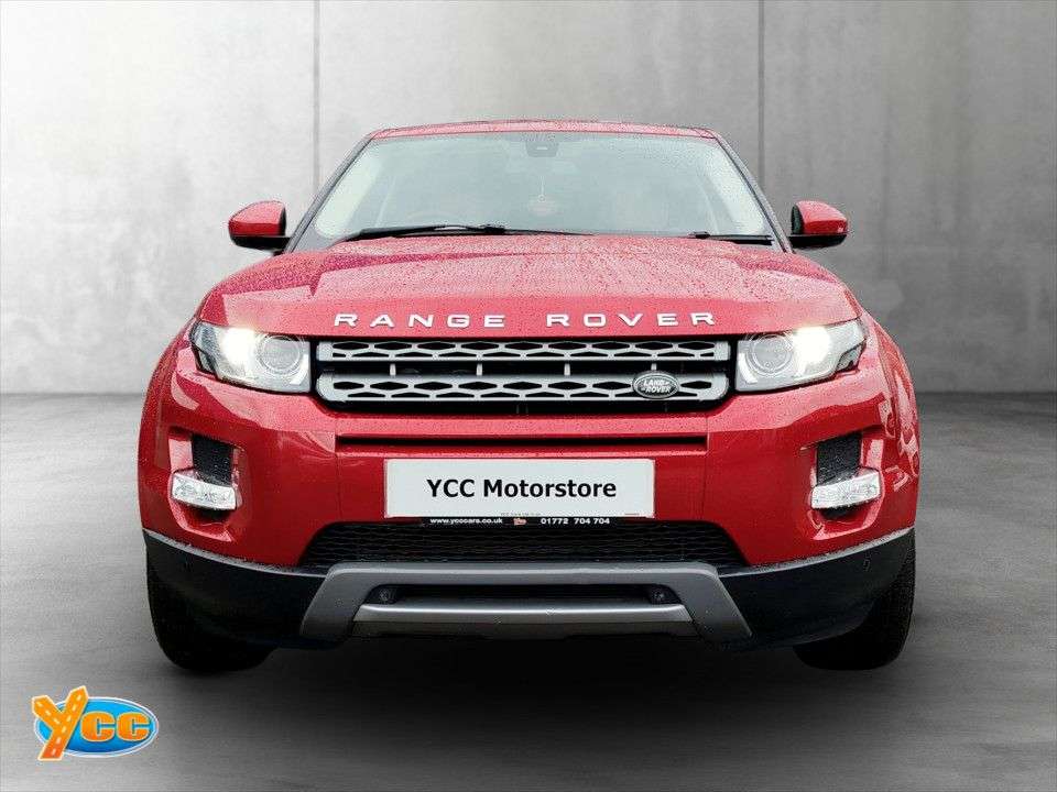 A 2014 LAND ROVER RANGE ROVER EVOQUE 2.2 SD4 Pure SUV 5dr Diesel Auto 4WD Euro 5 (s/s) (190 ps) 8 STAMP FULL HIS A 2014 LAND ROVER RANGE ROVER EVOQUE 2.2 SD4 Pure SUV 5dr Diesel Auto 4WD Euro 5 (s/s) (190 ps) 8 STAMP FULL HIS