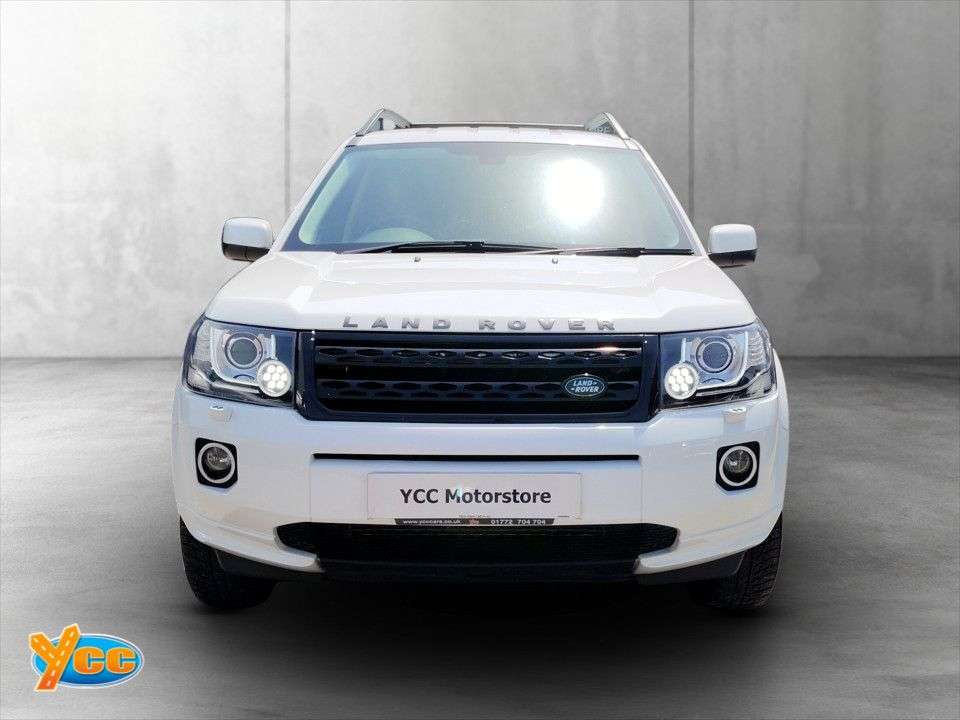 A 2013 LAND ROVER FREELANDER SD4 XS A 2013 LAND ROVER FREELANDER SD4 XS