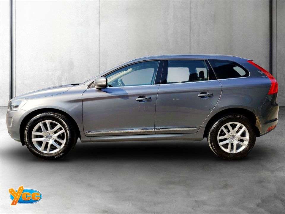 A 2016 VOLVO XC60 2.4 D4 SE Lux Nav SUV 5dr Diesel Manual AWD Euro 6 (s/s) (190 ps) 10 STAMP A 2016 VOLVO XC60 2.4 D4 SE Lux Nav SUV 5dr Diesel Manual AWD Euro 6 (s/s) (190 ps) 10 STAMP